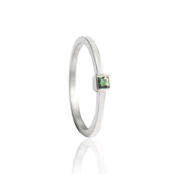 Bague d'axe - avec chambre d'axe ouverte ou fermée | Derrière l'émeraude | Argent Sterling