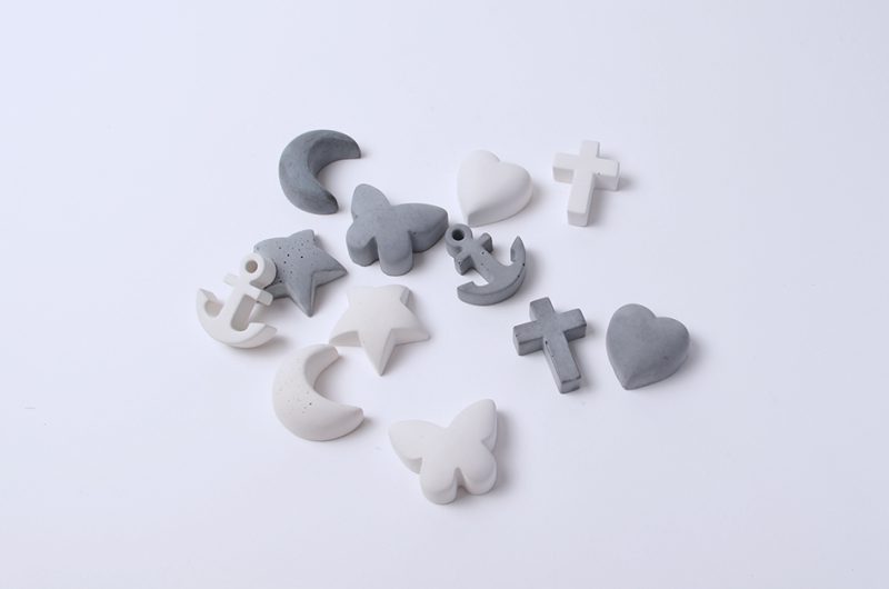 Pierre commémorative petite - Mélange | blanc et gris | Mélange de 12 pièces