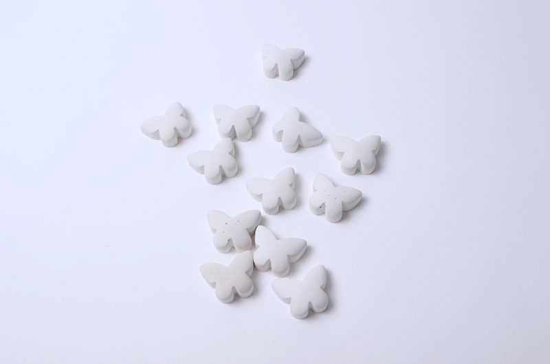 Pierre commémorative petite - Papillon | blanc | Personnalisé