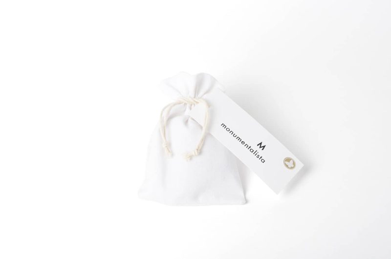 Pierre commémorative moyenne - Papillon | Blanc | Personnalisé