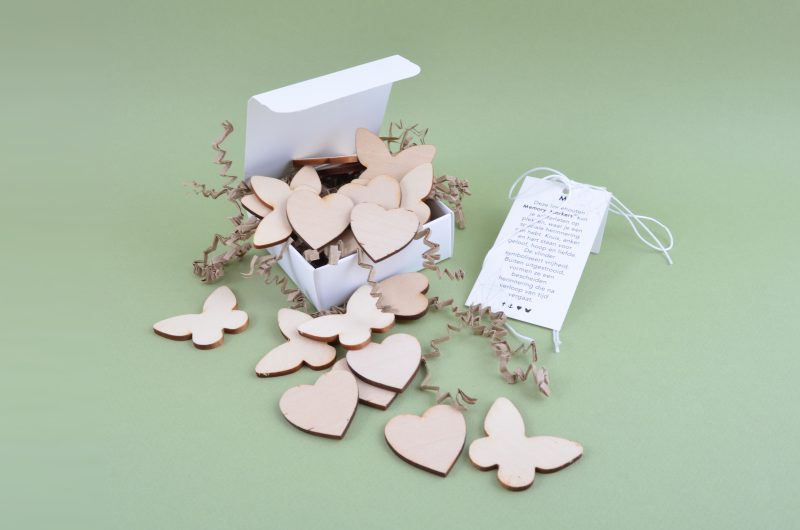Marqueurs de mémoire - Bois | Mélange de papillons et de coeurs 20 pièces