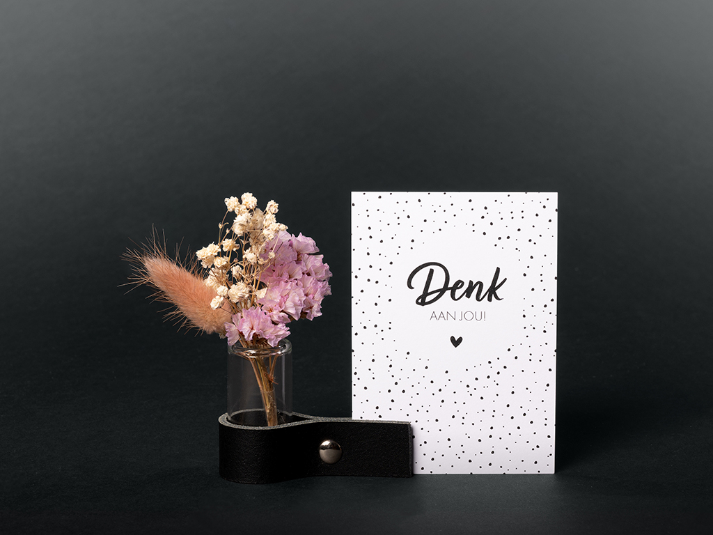 Comfort box - Etui en cuir avec mini vase et fleurs séchées