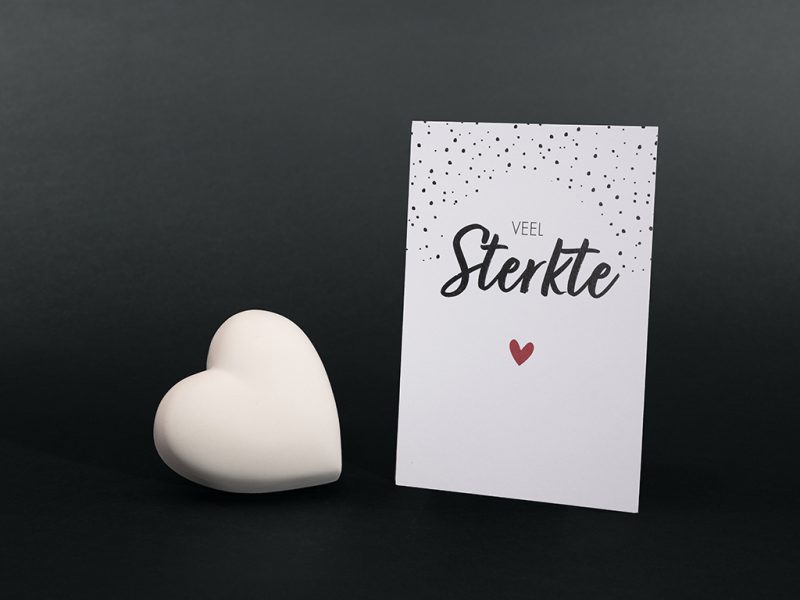 Boîte de confort - Pierre commémorative moyenne - Coeur blanc